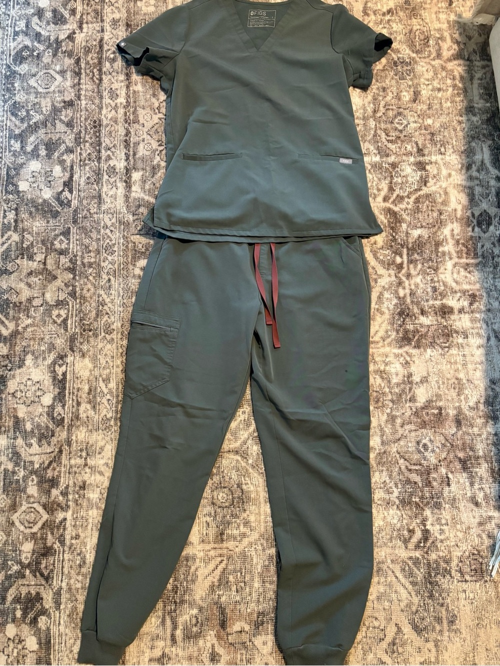 Figs Olive Green Women's Jogger Scrub Set with Contrast Drawstring
